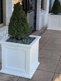 Fairfield Self-Watering Square Planter, 20” X 20” -Garden Care Store 39 618 213V tif