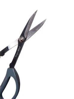 Japanese Pruning Scisssors -Garden Care Store 3 4 crop 8612968 0018