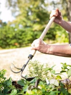 Gardener's Lifetime Raised Bed Cultivator -Garden Care Store 8587960 3527 tif