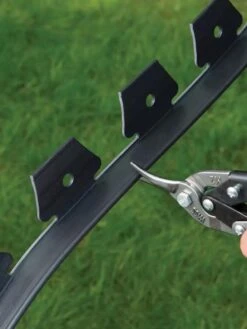 EasyFlex™ No Dig Edging, 50' -Garden Care Store 8592452 002V 3 4