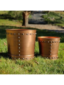 Riveted Planters, Set Of 2 -Garden Care Store 8610032 05v